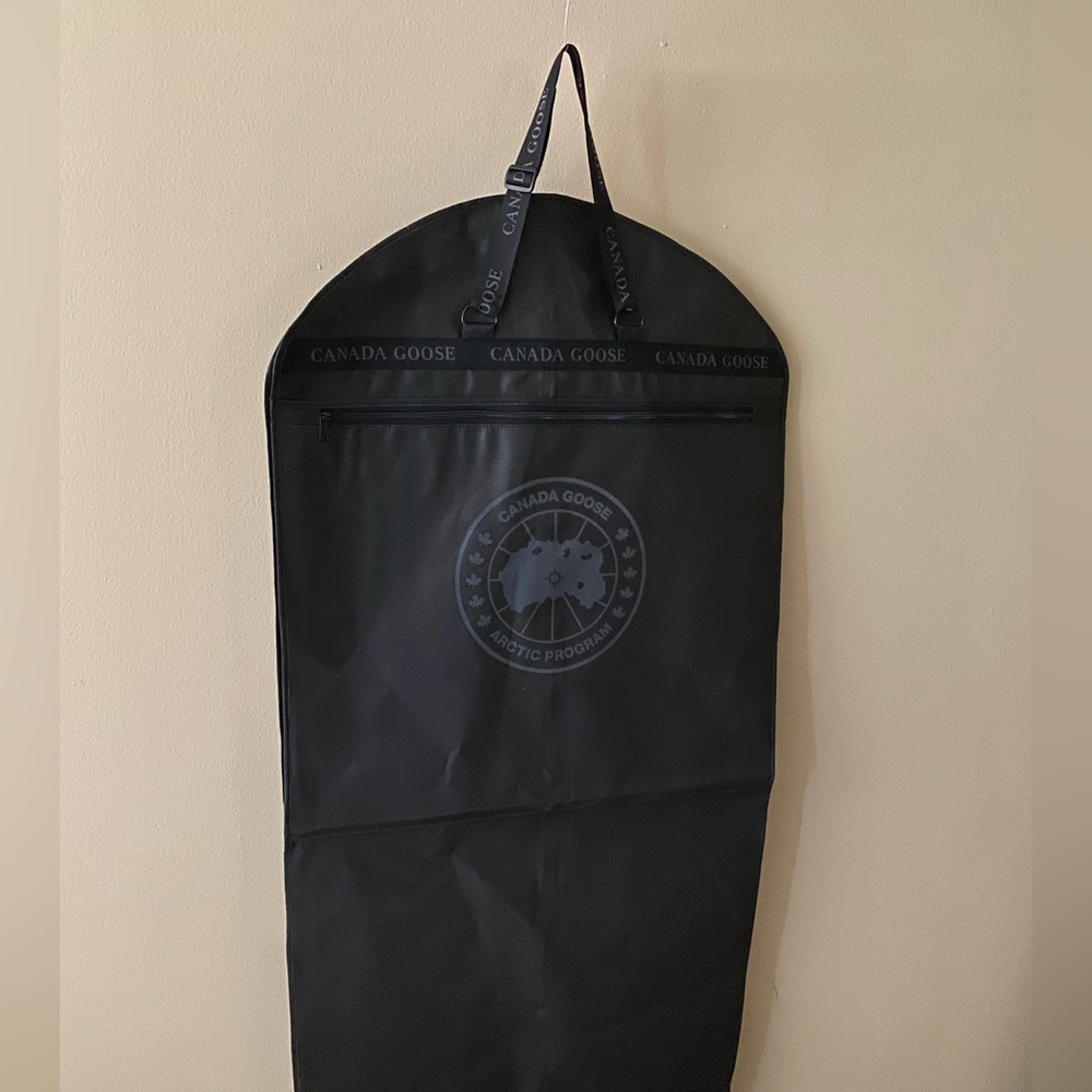 Canada Goose Garment Bag - Picture 3 of 4